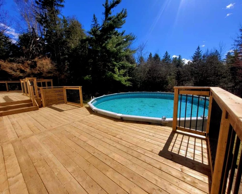 Cedar pool deck in Almonte